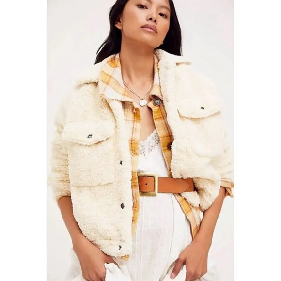 We The Free Teddy Swing Jacket Ivory Size M Cropped‎ Button Front Cozy Casual - Picture 1 of 6